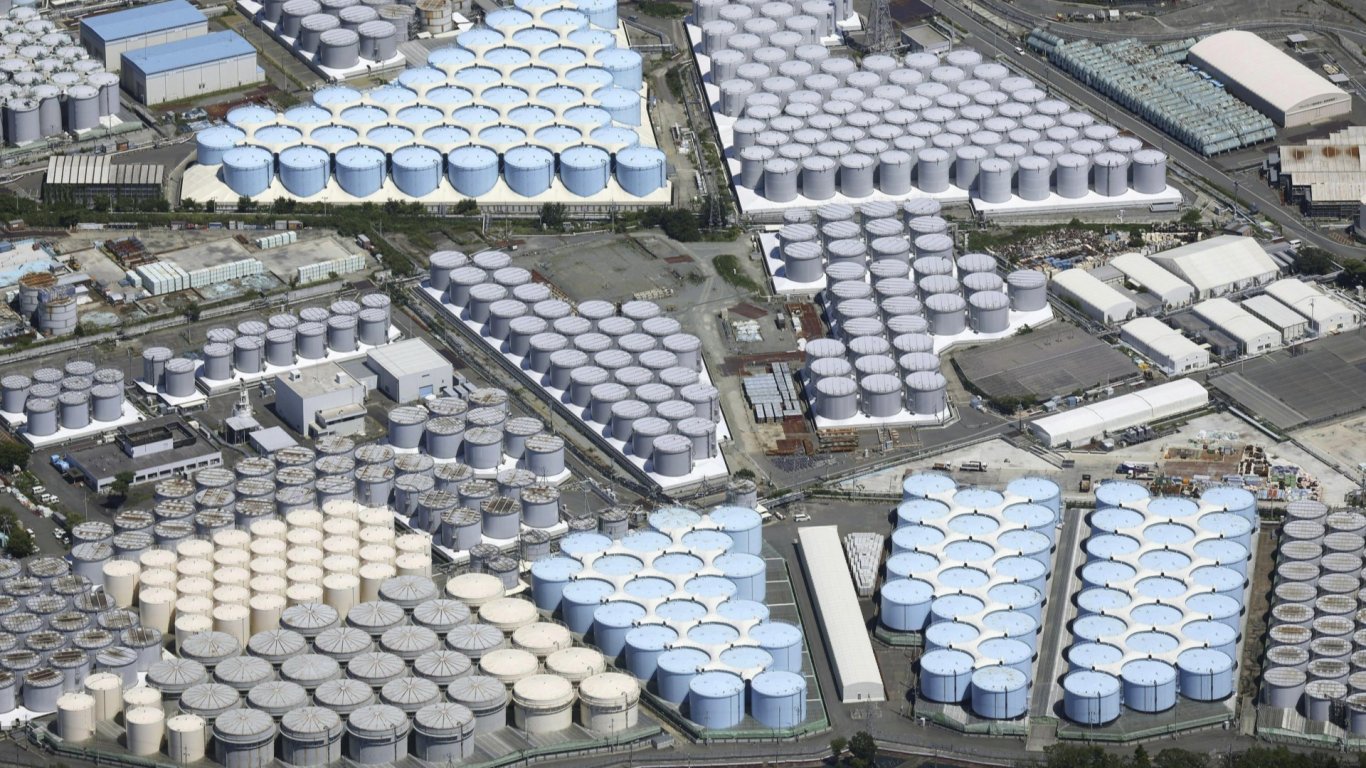 Япония: Тестовете на водата от АЕЦ "Фукушима" не отчетоха радиоактивност