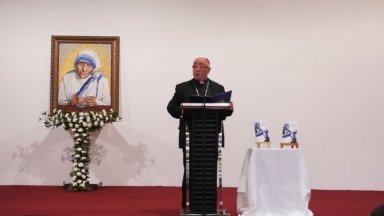 В сърцето си винаги пазя моя албански народ Много съм