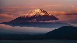 Япония въвежда онлайн резервации за посещение на планината Фуджи