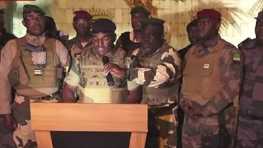 Със своите огромни запаси от желязна руда и други жизненоважни