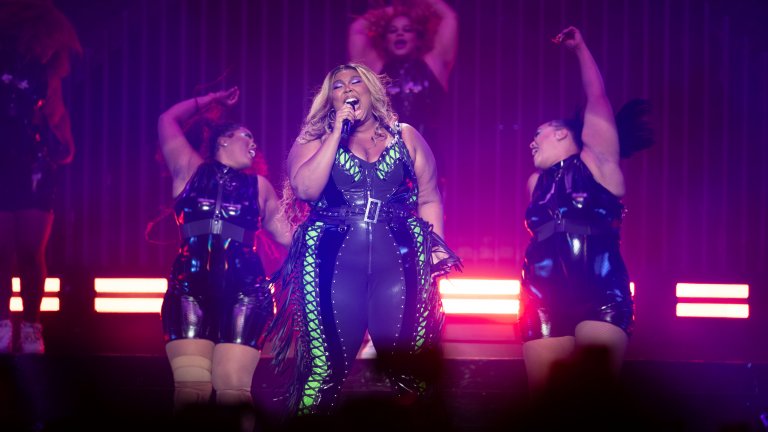 Най-скандалните звездни истории на 2023 г.