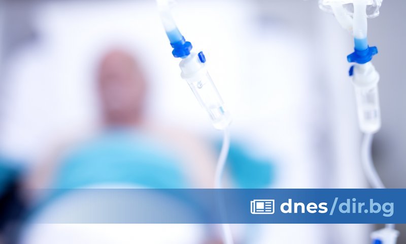 Над 100 души - деца и възрастни - се натровиха