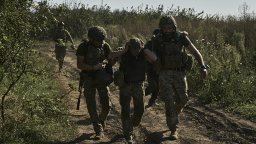 Киев обвини, че руски войници са разстреляли украински военнопленници край Бахмут