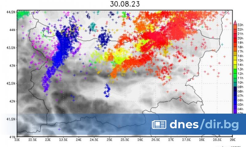 Студен атмосферен фронт, който преминава през страната след поредица от