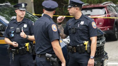 Същевременно новата учебна година започва днес в Тексас вторият