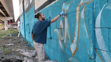 Снимка БТА Снимка БТА Около 17 артисти от цяла България