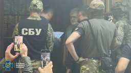 Британски съд призна за виновен олигарха Коломойски, източил €2,2 млрд. от украинска банка
