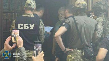 Украинският президент Володимир Зеленски превърна борбата с корупцията в приоритет