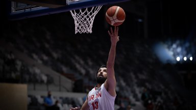 Недоволен треньор поиска забрана на натурализираните играчи