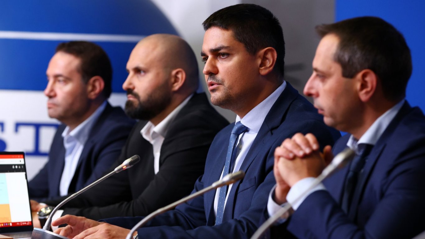 Радостин Василев се кандидатира за кмет на София и прави "проорбанска" партия МЕЧ