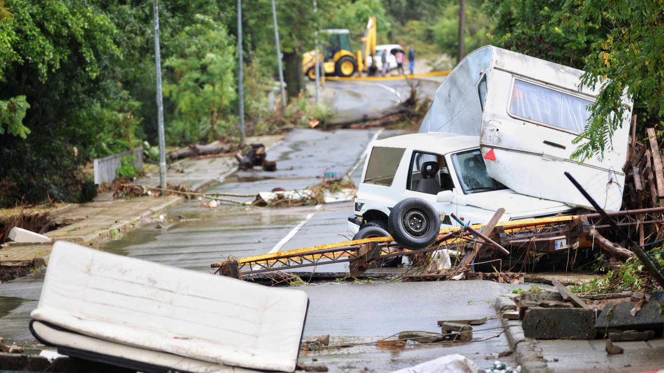 АБЗ призова застрахователите да удължат срока за завеждане на претенции след наводненията