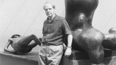 От глината до шедьовъра: Скулптурното наследство на Хенри Мур