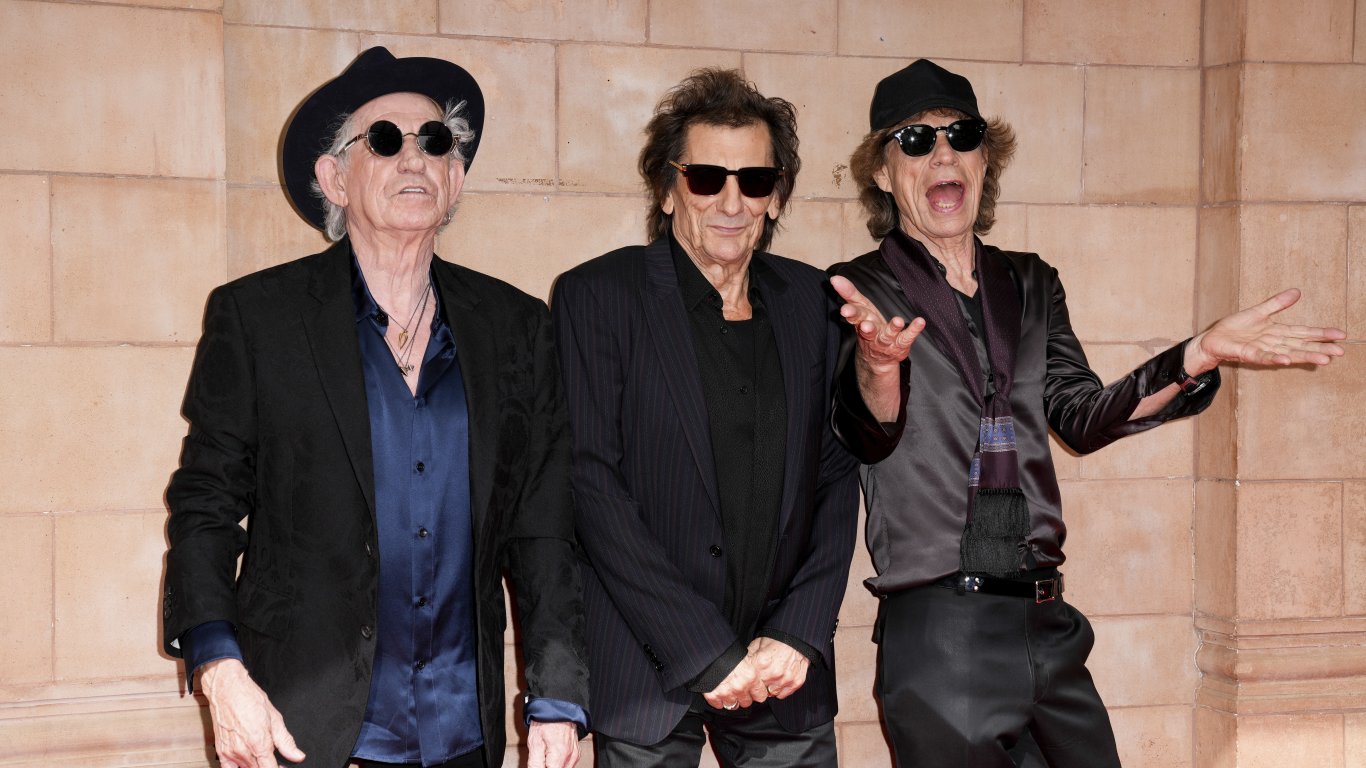 Rolling Stones разкриха подробности за новия си албум, нарушаващ 18-годишното им мълчание