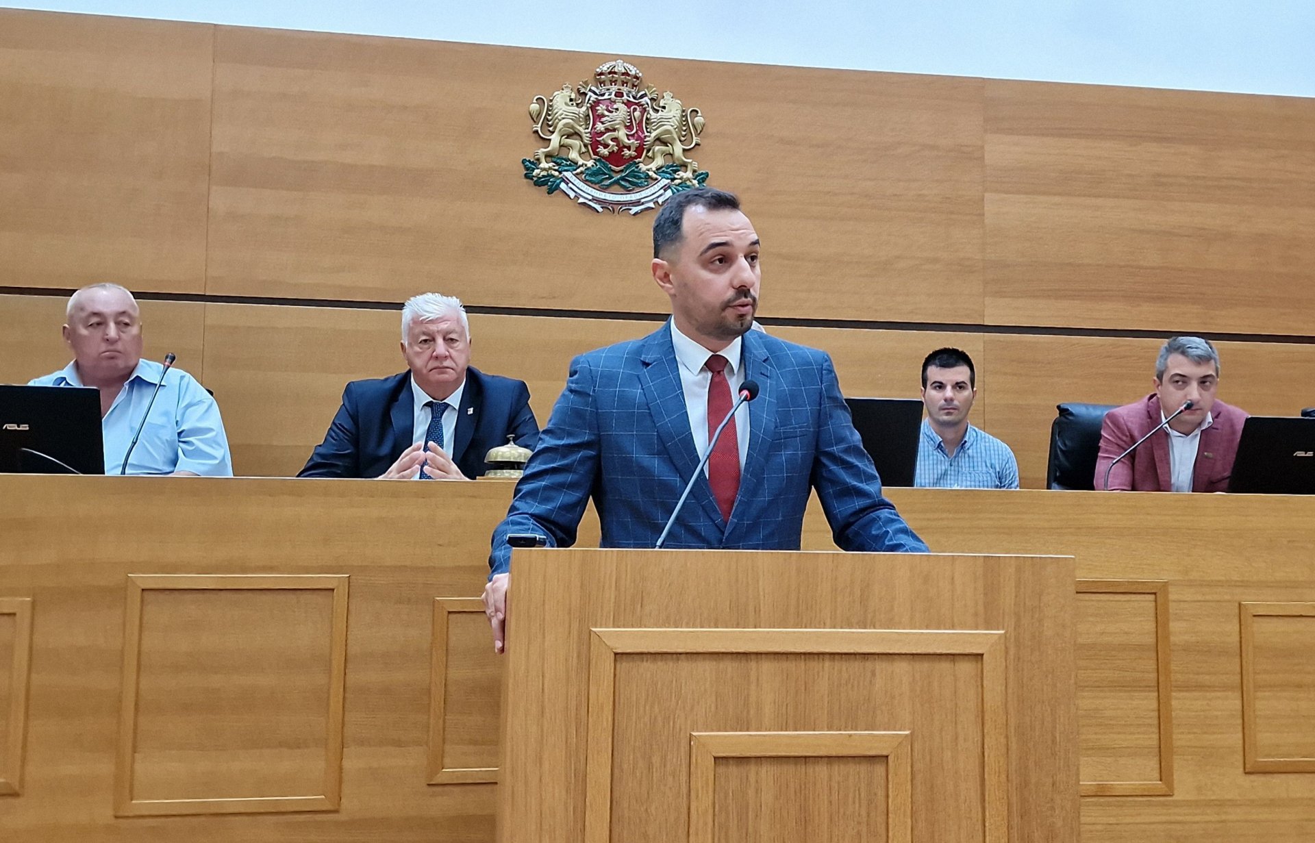 Mинистърът на икономиката Богдан Богданов представи визията на министерството на сесия на Общинския съвет в Пловдив