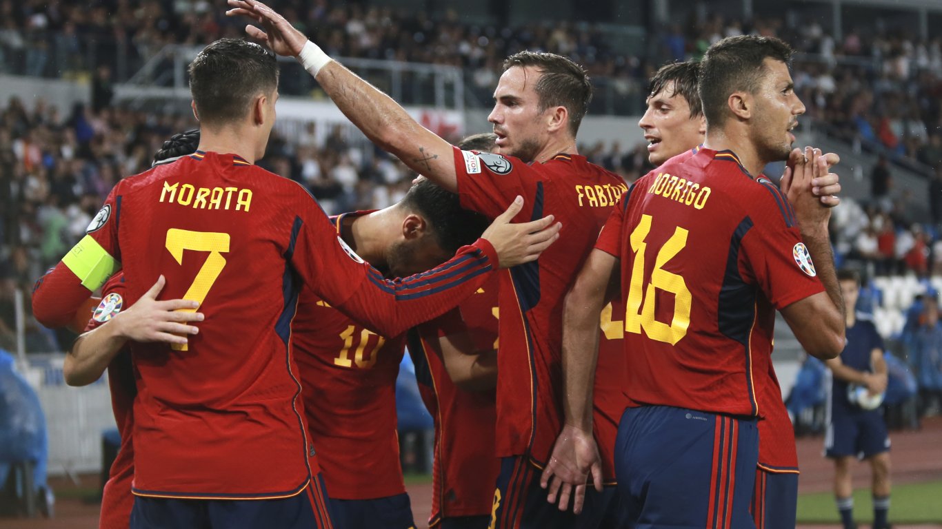 16-годишен влезе в историята, а Испания заби 7 гола в Тбилиси