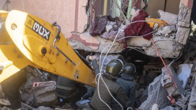 Броят на загиналите при труса от 7,2 по Рихтер в Мароко премина границата от 1000