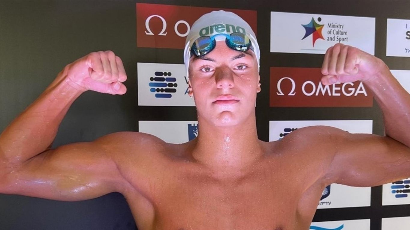 Мицин завоевал третью медаль на чемпионате мира по плаванию, но неудачный старт лишил его золота 