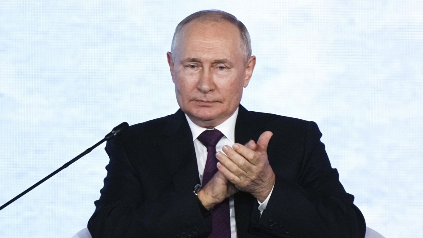 По "логиката на пазара" Путин сложи ръка на най-голямата автокъща
