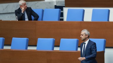 Кирил Вътев към "Възраждане": Не сте ме назначили вие, че да ми искате оставката