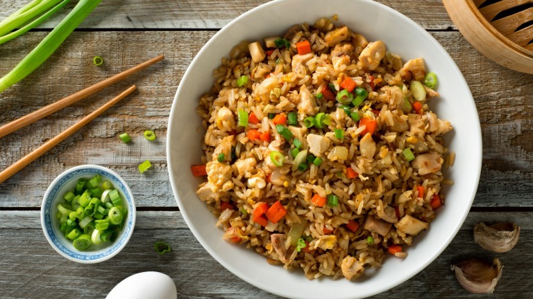 Ястие за един тиган: Пиле с ориз и зеленчуци
