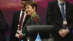 МВФ ще призове Пекин да промени модела си на растеж