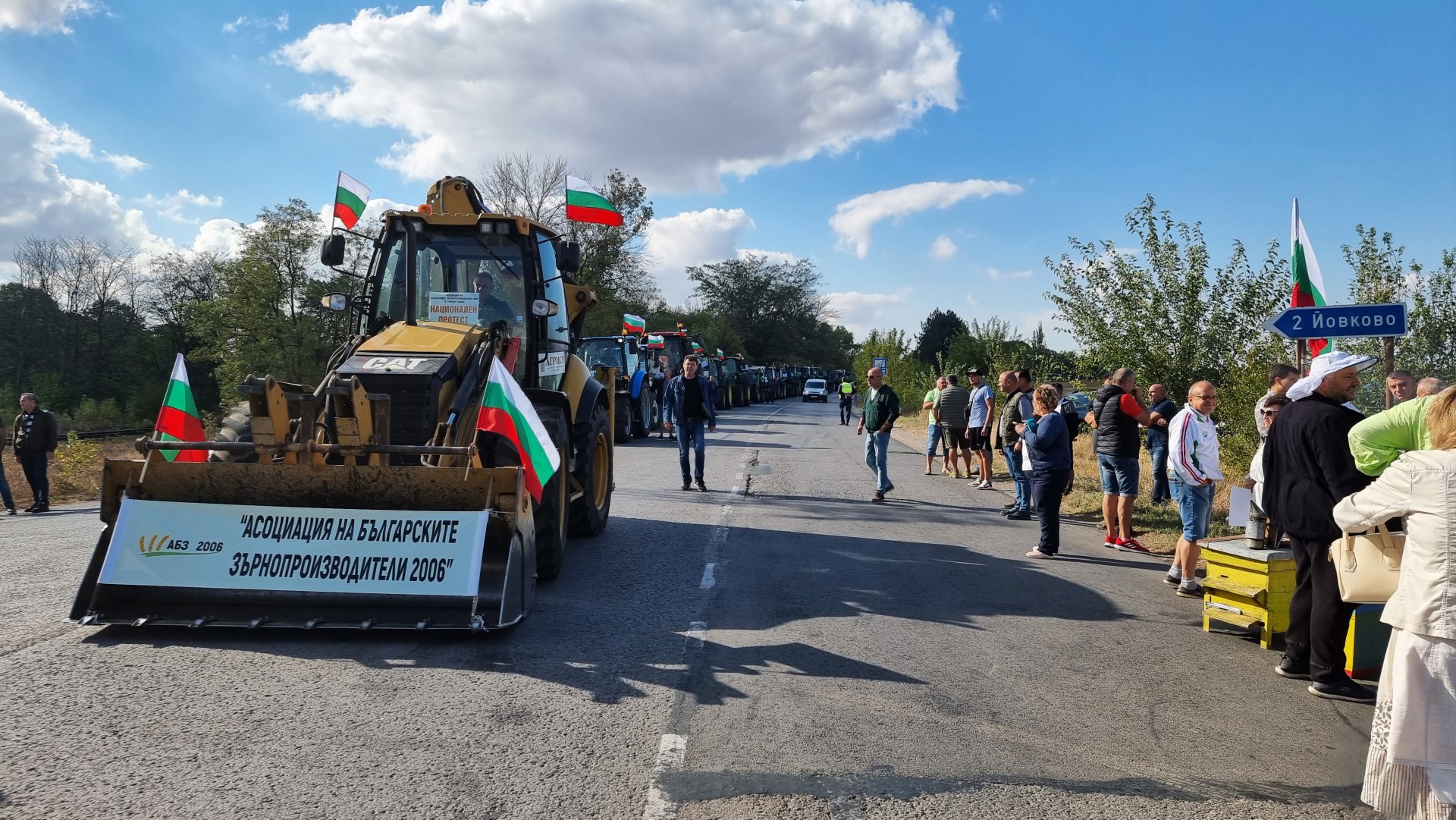 Земеделците от Добруджа извадиха тракторите за протеста