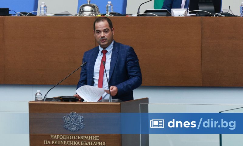 В нея се посочва, че изборът министър Стоянов да направи