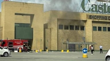 Българка подпали два магазина в Италия, за да не плати сметката. При единия пожар загина мъж