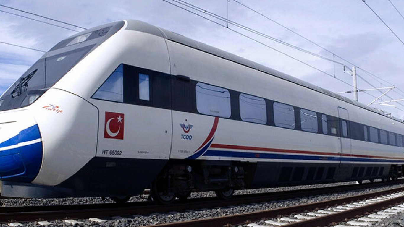 Суперскоростен влак ще свързва Анкара и Истанбул за 80 минути