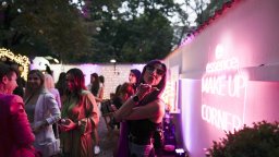 Марките Essence & Catrice събраха стотици звездни гости на магическо градинско парти в София