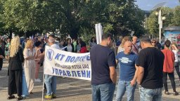 Срещата за бъдещето на "Марица-изток" в Раднево се провали, изгониха зам.-министър (видео)