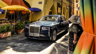 Rolls-Royce направи уникален Phantom, вдъхновен от италианката Ривиера