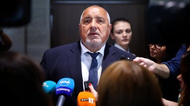 Според документа заместник министърът на електронното управление на кабинета Денков