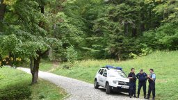 Румънските власти накрак заради паднал "летящ обект" в източния окръг Галац, не откриха нищо