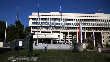 От МВнР препоръчват да не се предприемат пътувания до Ливанската