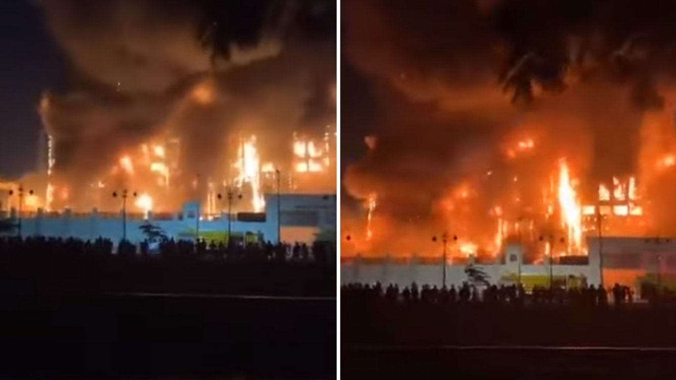 Пожар изпепели сградата на полицията в египетския град Исмаилия (видео)
