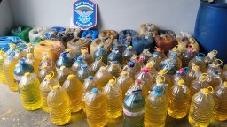 Иззеха близо 1500 литра нелегален алкохол във Варненско (снимки)