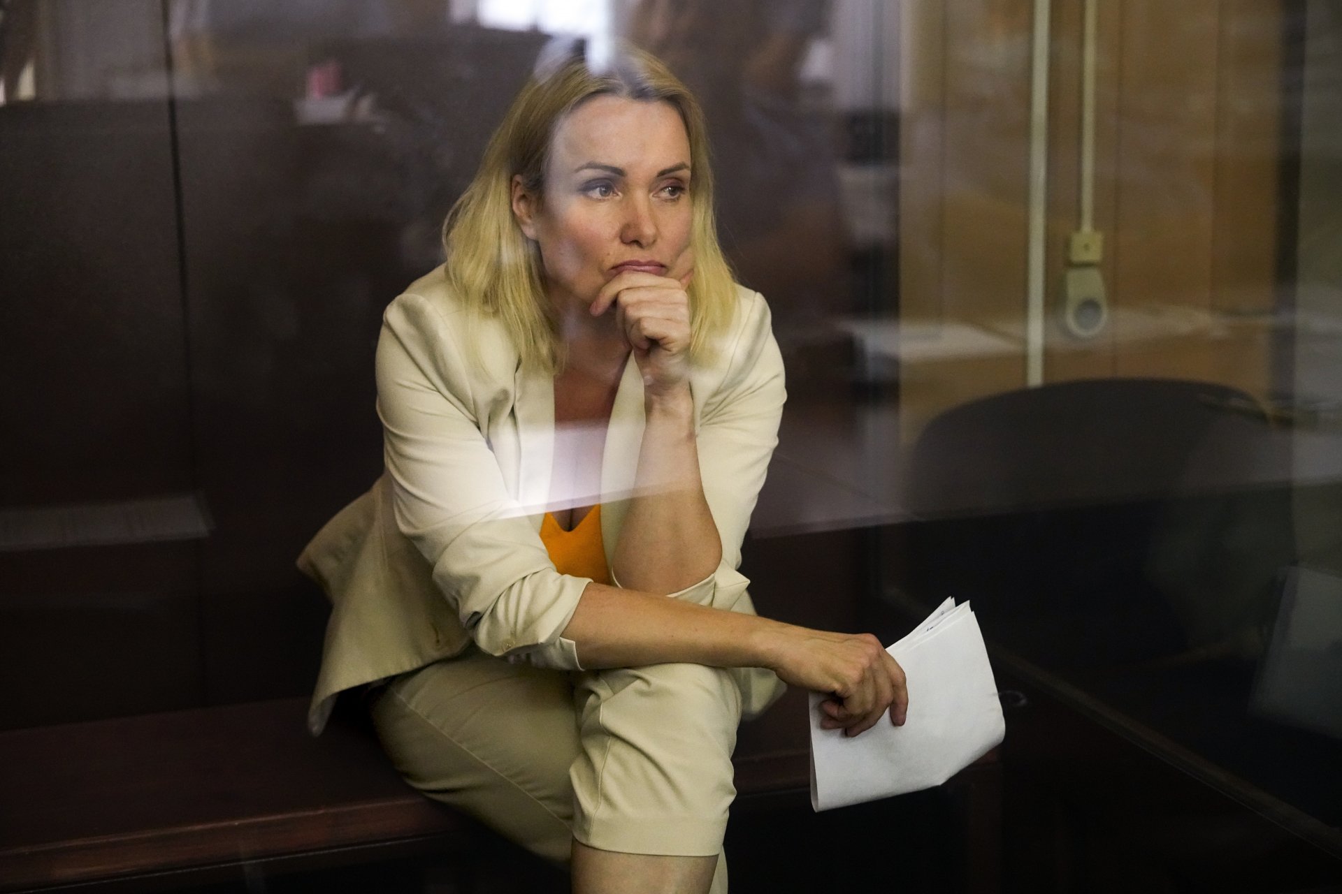 Марина Овсянникова на изслушване пред руски съд през август миналата година