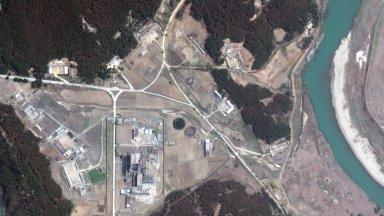 Северна Корея спря реактор, за да извлече плутоний за ядрено оръжие