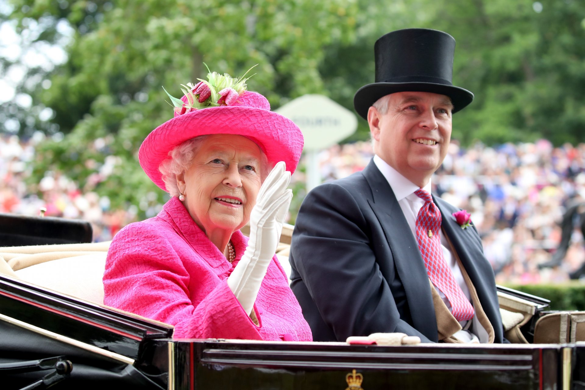 Покойната кралица Елизабет II и принц Андрю
