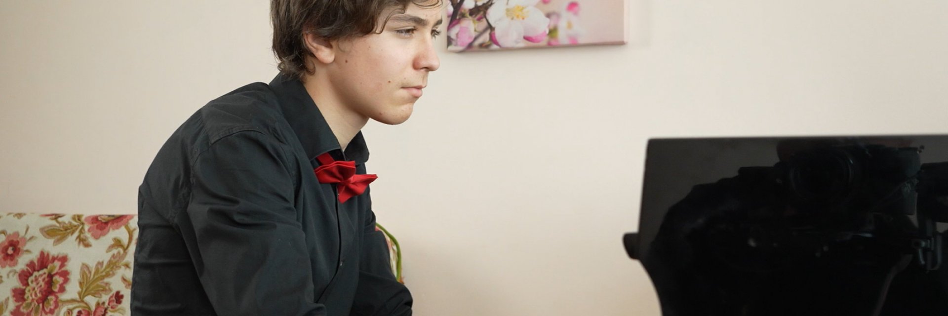 15-годишно българче е определяно за един от най-талантливите пианисти 