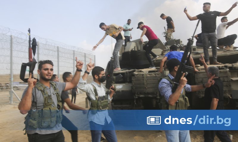 Премиерът Кристофър Лъксън заяви, че атаката на Хамас срещу Израел