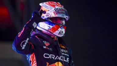 Провал на втория "Ред Бул" донесе трета поредна титла за Верстапен във Формула 1