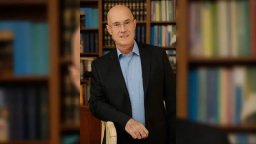 Джордж Кремлис: Наличните средства са щедри, но недостатъчни, за да осигурят енергийния преход