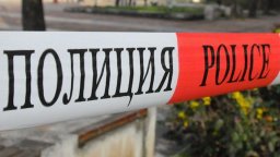 Охранител е прострелян при обир на инкасо в Благоевград, с опасност за живота е (видео)