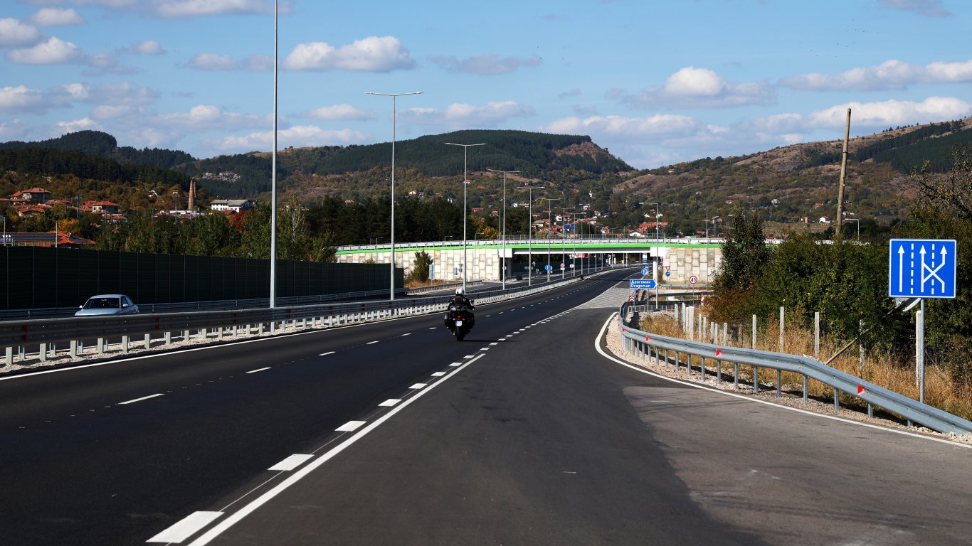 Затварят отсечка от пътя София-Калотина заради строежа на АМ "Европа"
