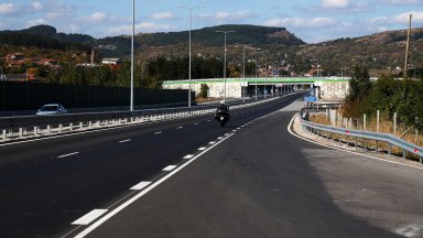 В неделя ще пуснем движението по цялата каза министърът