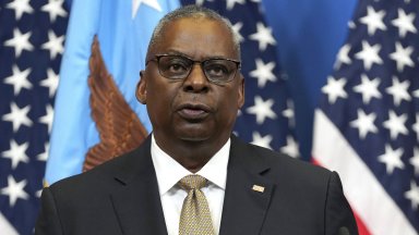 Остин разговаря с адмирал Дун за първи път от ноември