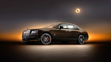 Rolls-Royce Ghost черпи вдъхновение от пълното слънчево затъмнение