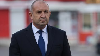 По думите на държавния глава ставаме свидетели на серия от